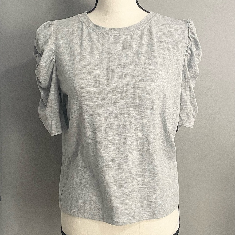 SO gray tee